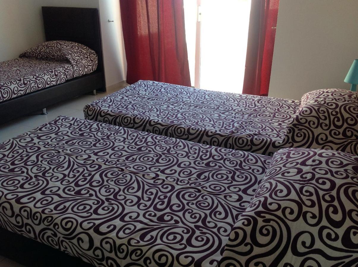 8Villa Saint Julian's Luaran gambar